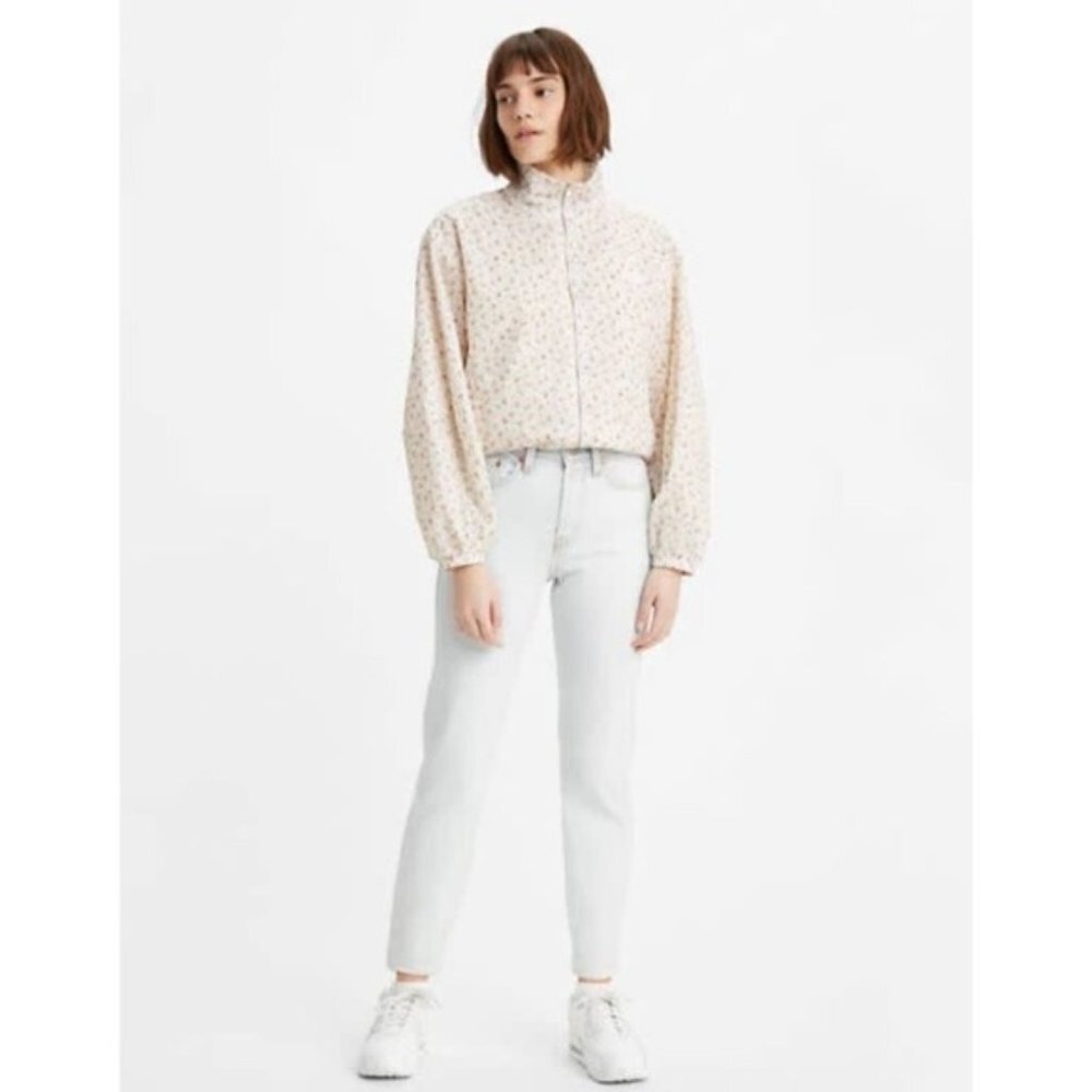 Levi’s Women's Wedgie Icon Fit Denim Jeans in Faint Hearted